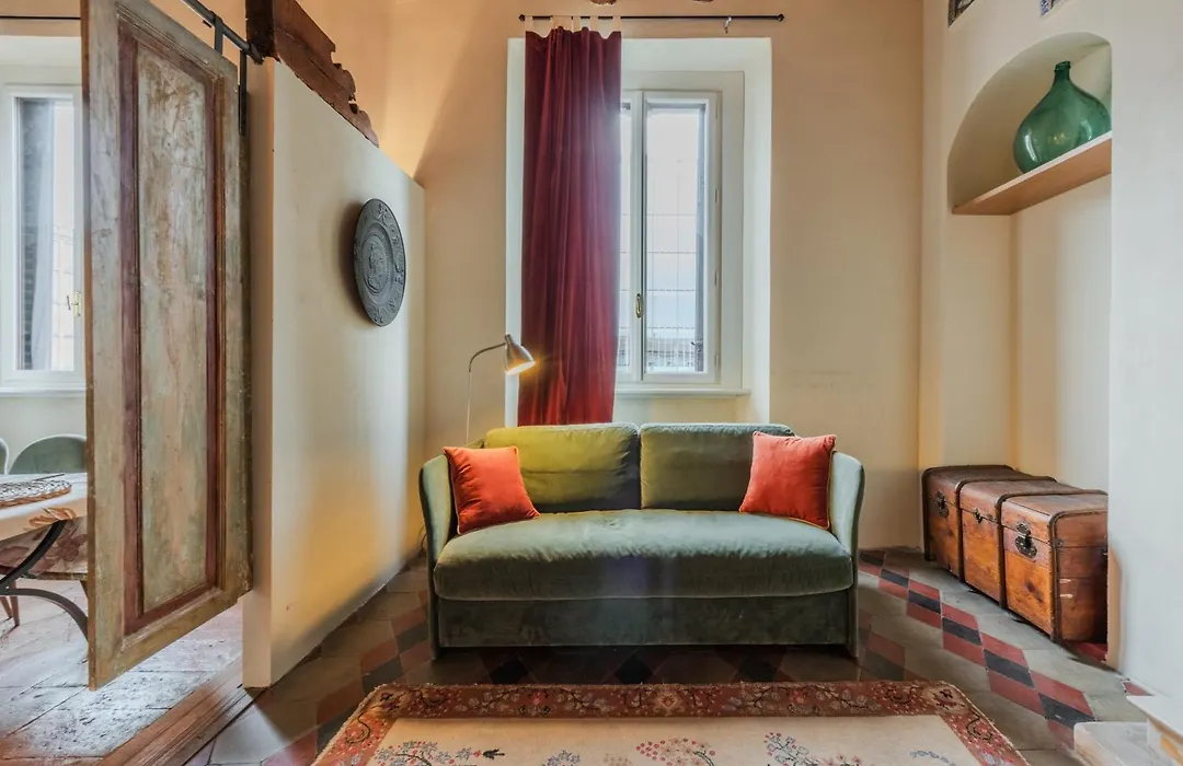 Easytopstay - Porta Garibaldi Antique Charm-1