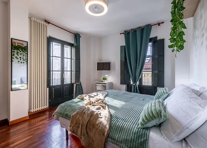 Close To Duomo Lovely City Center Flat