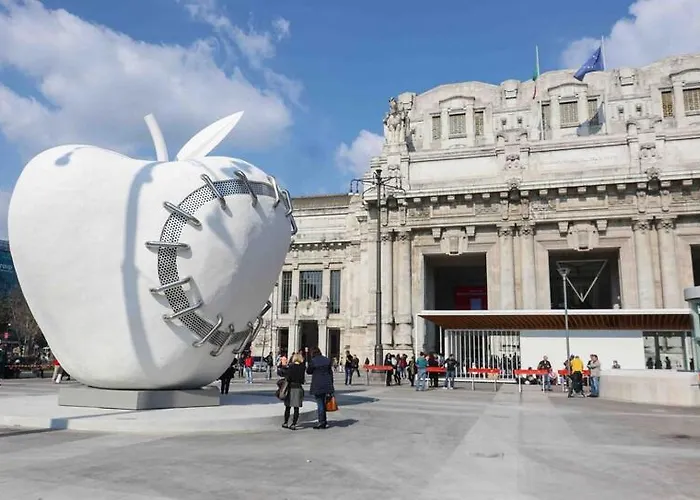 Economico E Strategico A Quattro Fermate Da Piazza Duomo